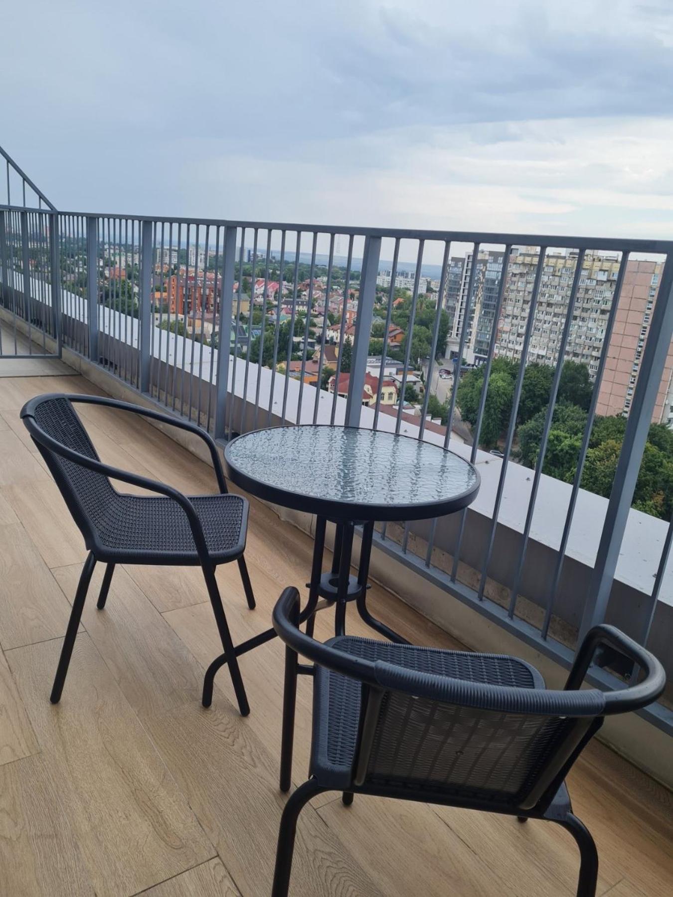 Apartplus - Затишні Апартаменти Днепр Экстерьер фото